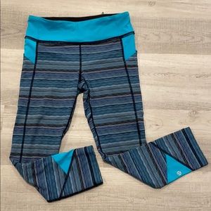 Lululemon Aqua/multi 7/8 leggings